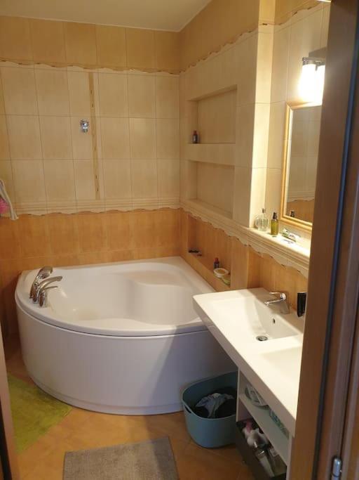 Mezonetovy Apartman V Centre Novej Dubnice Ilava Exterior photo